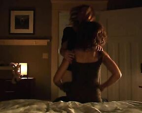 Jennifer Beals and Marlee Matlin fooling around on the L Word S05E07!