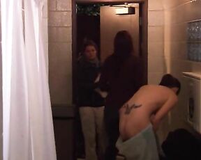 Katherine Moennig, Kate French, Clementine Ford and Unknown kissing and lockerroom nakedness from the L Word S05E10!