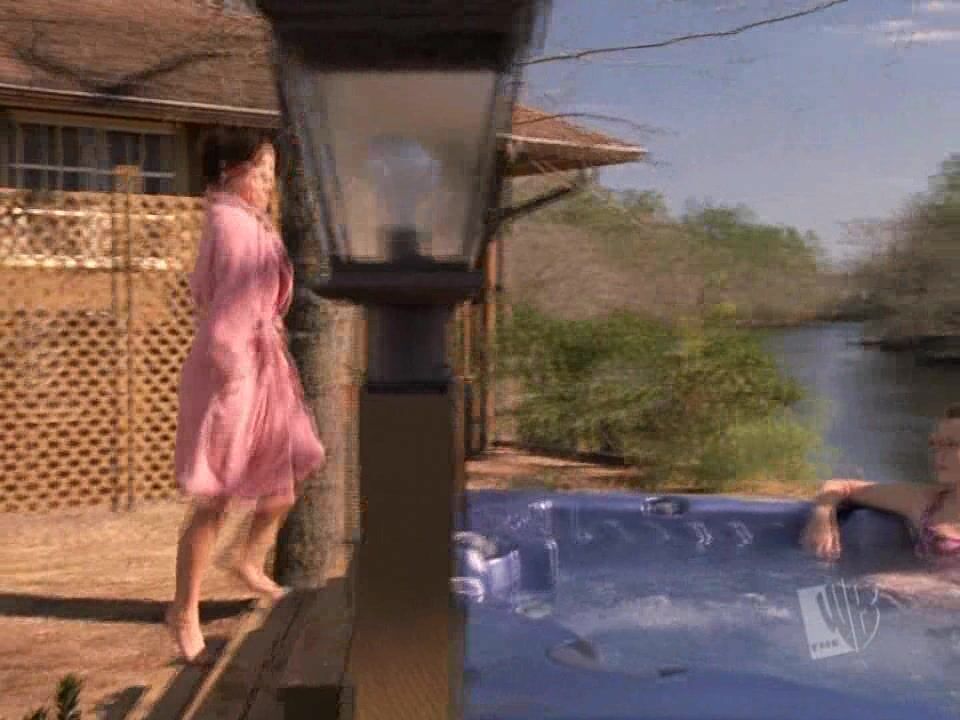 in hottub on One Tree Hill S3e18!