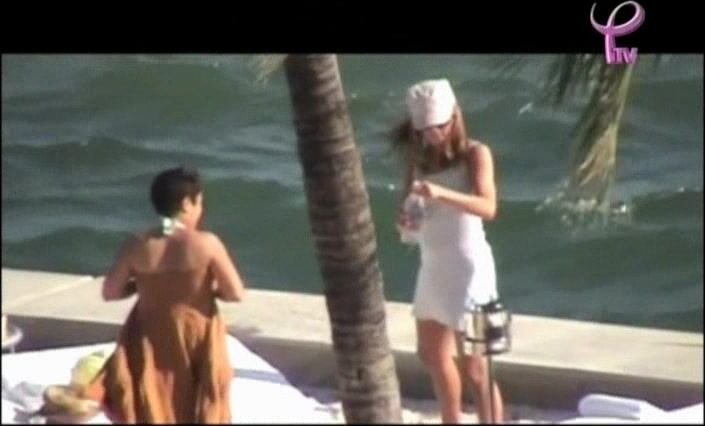 in Bikini with Coin Slot Paparazzi video!