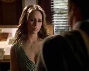 on new Ghost Whisperer episode!