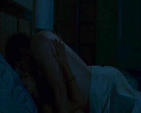 Kristen Bell and Mila Kunis Sex scenes from Forgetting Sarah Marshall!