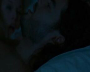 Kristen Bell and Mila Kunis Sex scenes from Forgetting Sarah Marshall!