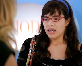 Cleavage on Ugly Betty S2e14!